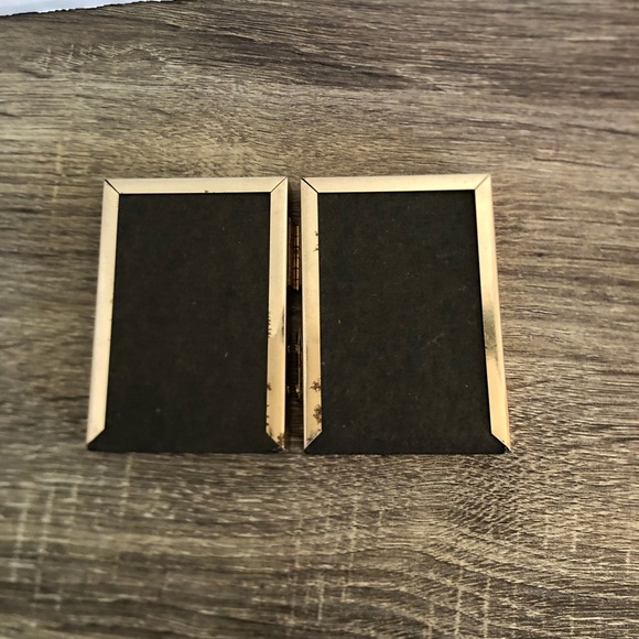 Vtg Double Picture Frame - Picture 10 of 11